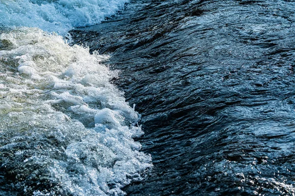 Potente Idromassaggio Grande Fiume Veloce Vicino Foto Alta Qualità — Foto Stock