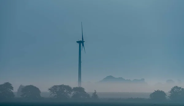 Wind Turbine Morning Haze Sunrise Fields High Quality Photo — Stock Photo, Image