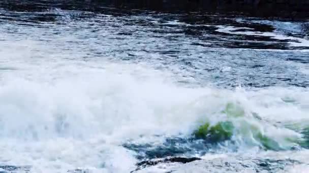 Detaljer Snabbrörligt Vatten Stor Flod Naturen — Stockvideo