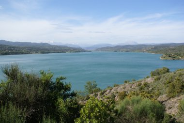 Huesca görünümü Barasona rezervuar
