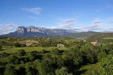 Aínsa, Pyrenees içinde Ortaçağ Kalesi