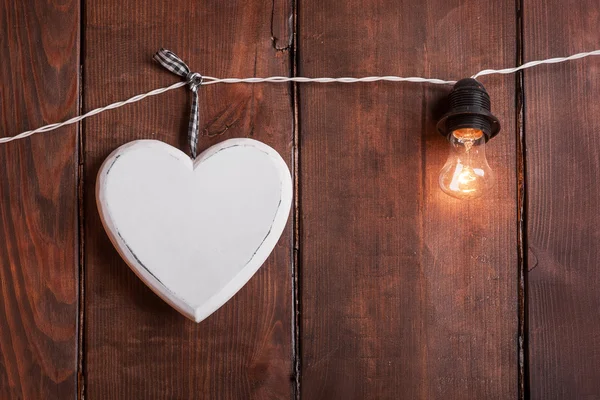 Coeur et lumière en bois — Photo