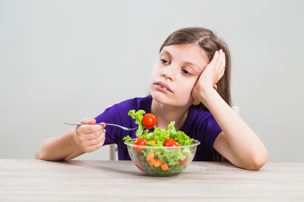 Ich mag keinen Salat! — Stockfoto