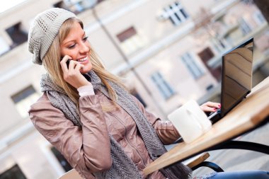 Boş zamanlarında Cafe