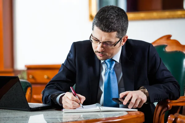 Geschäftsmann — Stockfoto