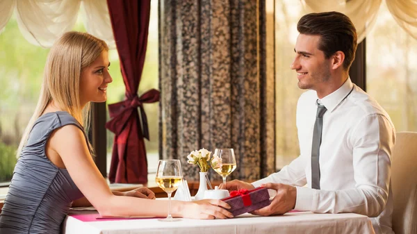 Couple at restaurant — Stock Photo, Image