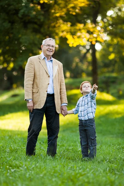 Grand parenting — Stock Photo, Image