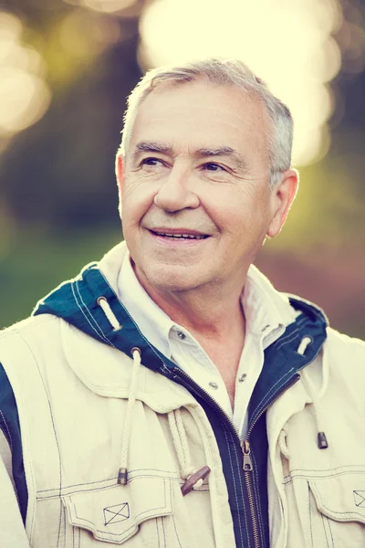 Gelukkige senior man — Stockfoto