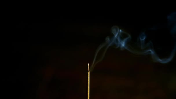 Mediataion incense stick smoking with filter — Stock Video