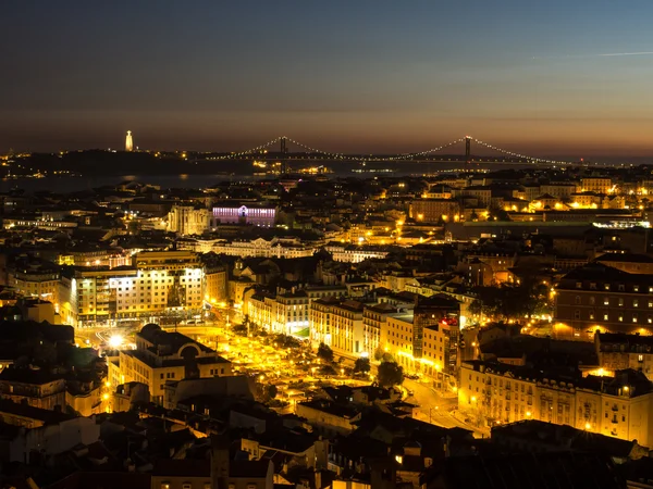 Linha do horizonte de Lisboa, Portugal — Fotografia de Stock