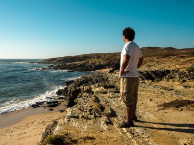 Manzaraya bakan adam