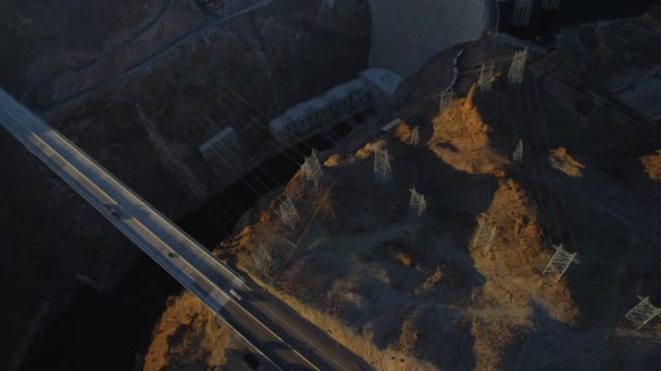 从上方俯视直胡佛水坝 — 图库视频影像