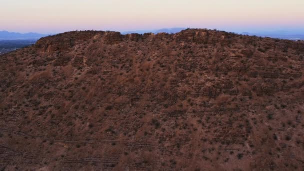 Las Vegas en la distancia con las montañas — Vídeo de stock