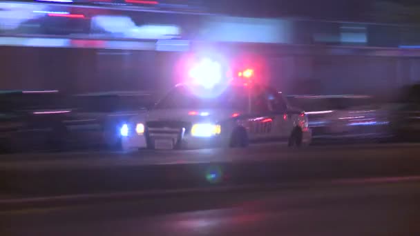 Police respond on an emergency in Brooklyn at night. — Stock Video