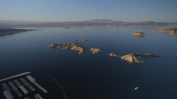 Islas en Lake Mead cerca de la presa Hoover — Vídeo de stock