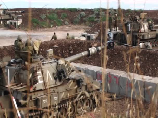 军队坦克移动 — 图库视频影像