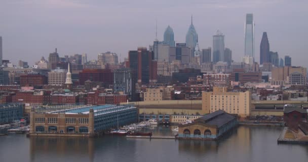 Ben Franklin Bridge. — Vídeo de Stock