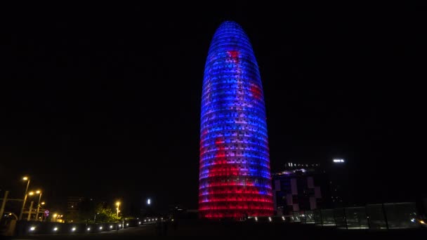 Gratte-ciel la nuit à Barcelone — Video