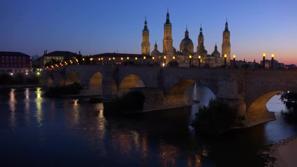 Taş köprü: Zaragoza — Stok video