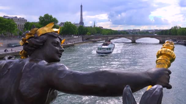 Paris bateaux mouche — Stockvideo