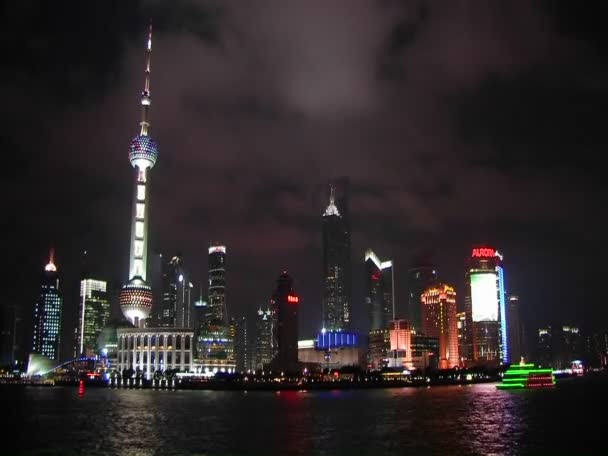 Shanghai skyline por la noche — Vídeo de stock