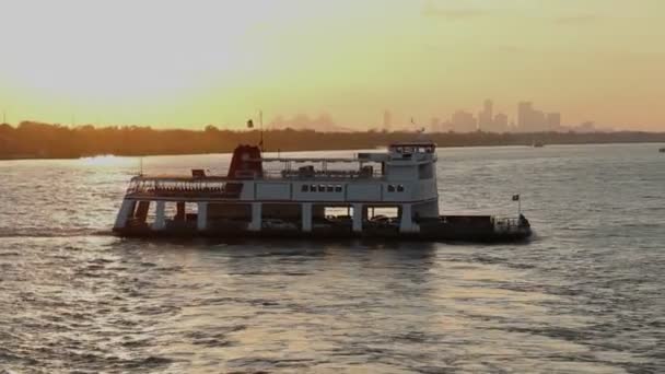 Ferry cerca de Miami — Vídeos de Stock