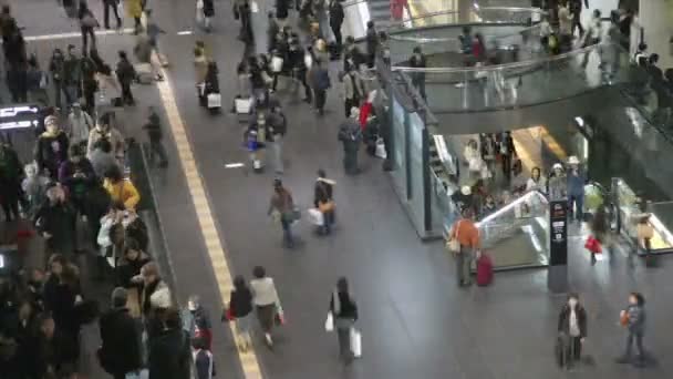 Commuters in Kyoto's JR Station — Stock Video