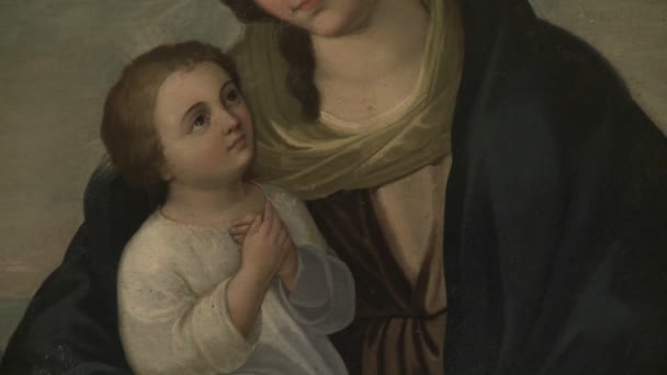 Painting of Mary and Christ in museum — Stock Video