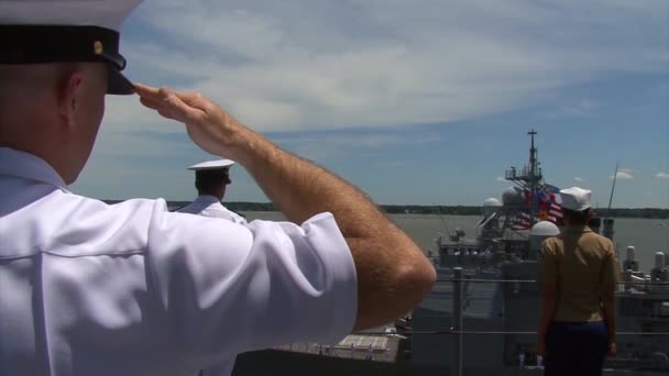 Marines i żeglarzy mężczyzn — Wideo stockowe