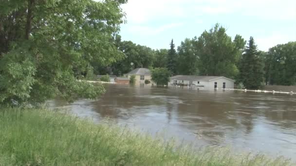 Escenas del desastre de las inundaciones i — Vídeos de Stock