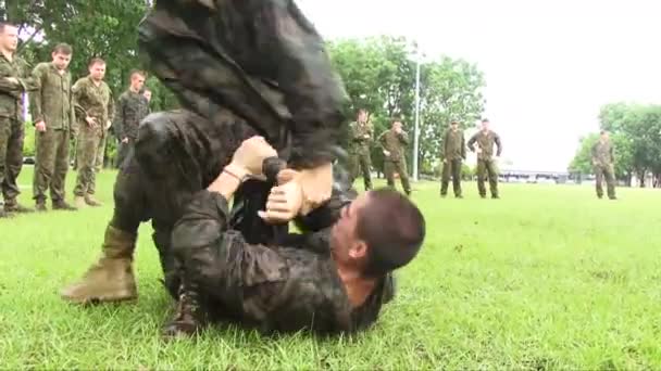 Mariniers en Australiërs in de basisopleiding — Stockvideo