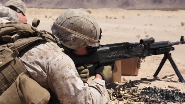 U. s. Marines pratik atış — Stok video