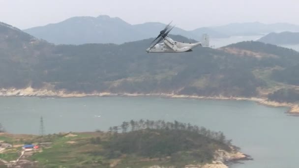 해병대와 육군 생존자에 대 한 검색 — 비디오