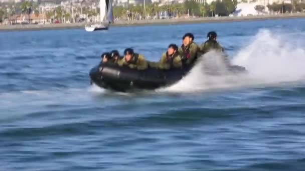 Marines practice an amphibious landing assault — Stock Video