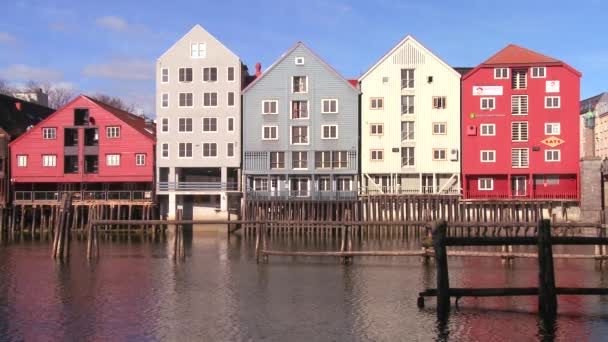 Buildings line the waterfront — Stock Video