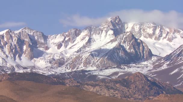 Sierra Nevada bergen in Californië — Stockvideo