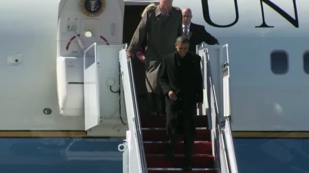 Obama ve Leahy askerler selamlıyorum — Stok video
