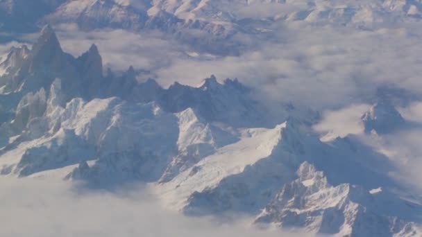 Anderna bergskedjan i Patagonien — Stockvideo