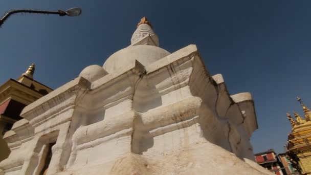 Scivolata del tempio di Swayambhunath — Video Stock