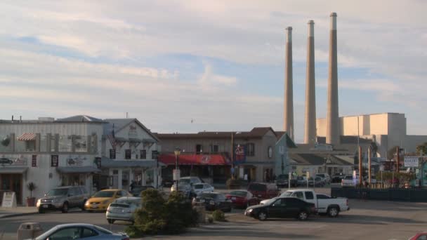 Staden av Morro Bay i Kalifornien — Stockvideo