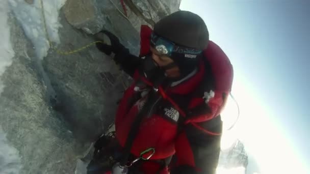 Альпинисты ведут переговоры в Хилари Степм — стоковое видео