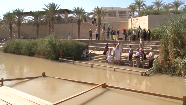 Хрещення сайт для християн вздовж річки Jordan — стокове відео