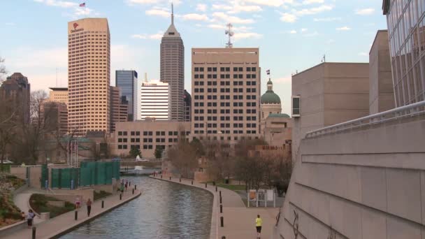 Indianapolis πόλης στη διάρκεια της ημέρας — Αρχείο Βίντεο