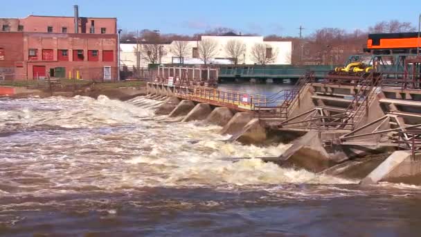 一座大坝处理水 — 图库视频影像