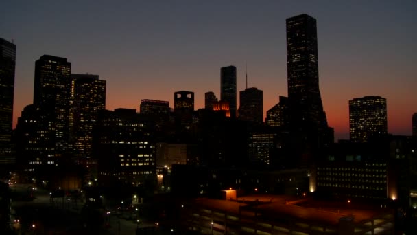 El horizonte de Houston después del atardecer — Vídeos de Stock