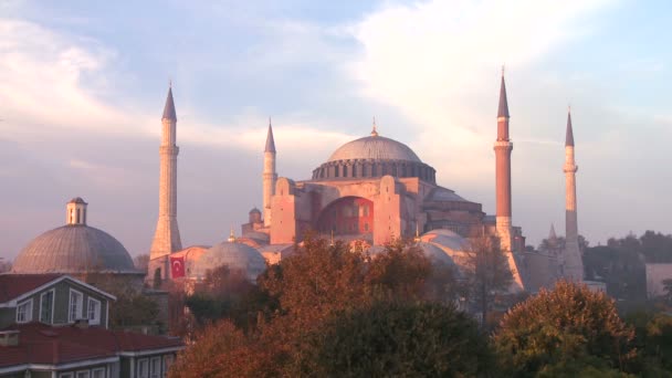 Hagia Sophia Mosque in de schemering — Stockvideo