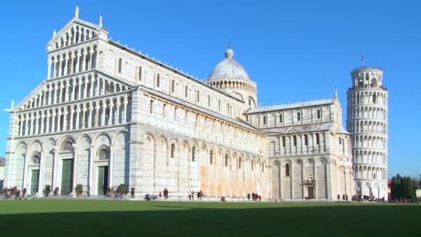 Bazilikası'nın ve Pisa Kulesi — Stok video