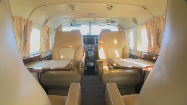 Inre av en corporate lyx jet — Stockvideo