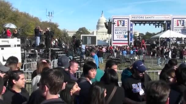 Jon Stewart ve Stephen Colbert ralli — Stok video