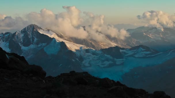 Vista de la gama Cáucaso — Vídeos de Stock